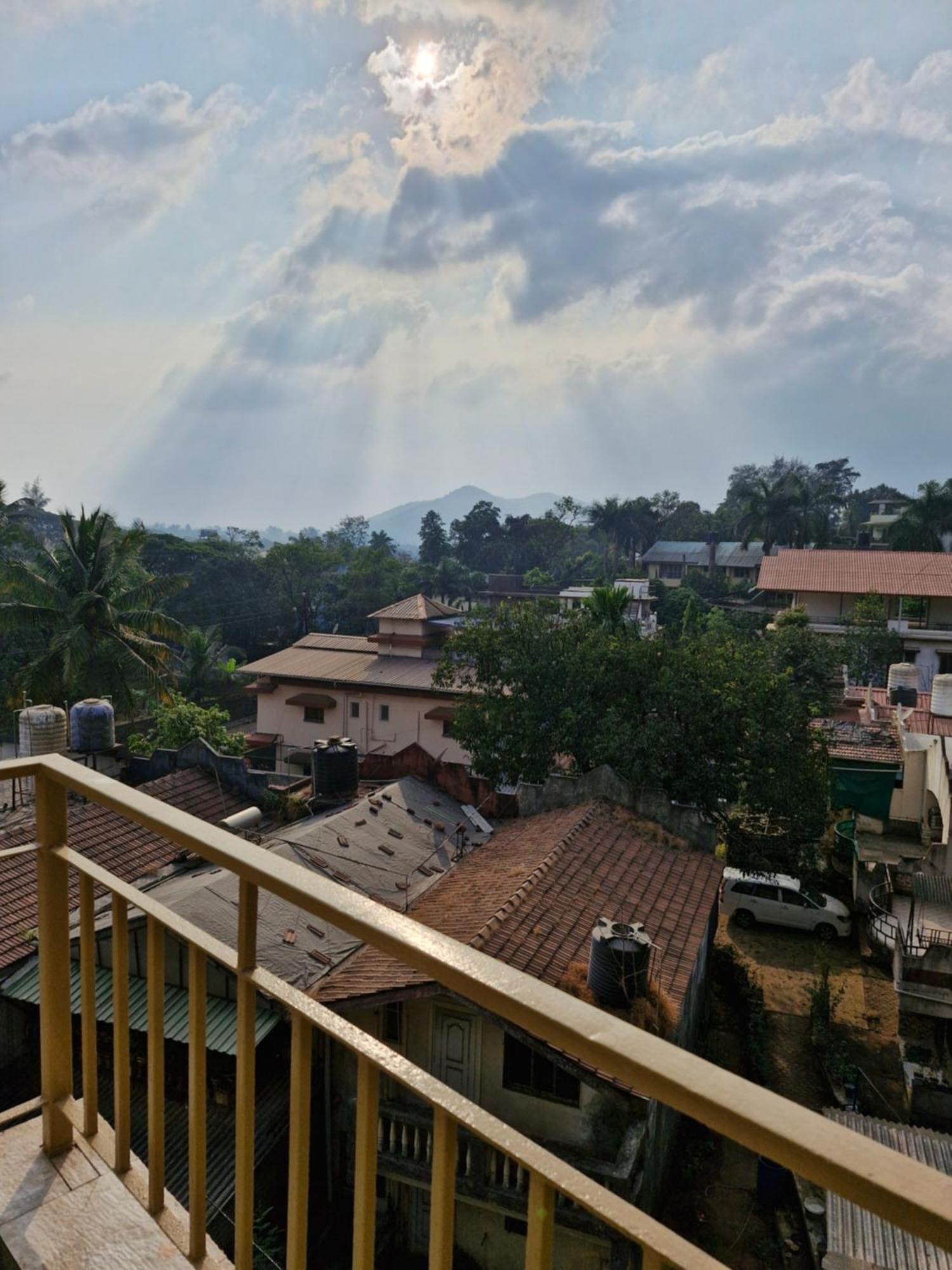 Ilif 2801 Dream Holidays Lonavala Exterior photo